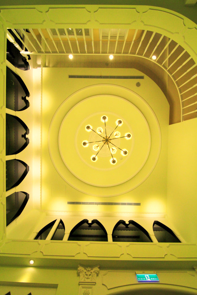 筑韵室内设计-乡村风新古典巴洛克洛可可风格-案例欣赏-相片分享-大厅-仰望天花板